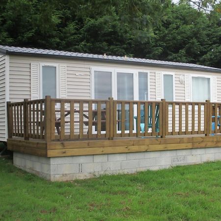 Les Mobile Home De Kerroyal Garlan Buitenkant foto