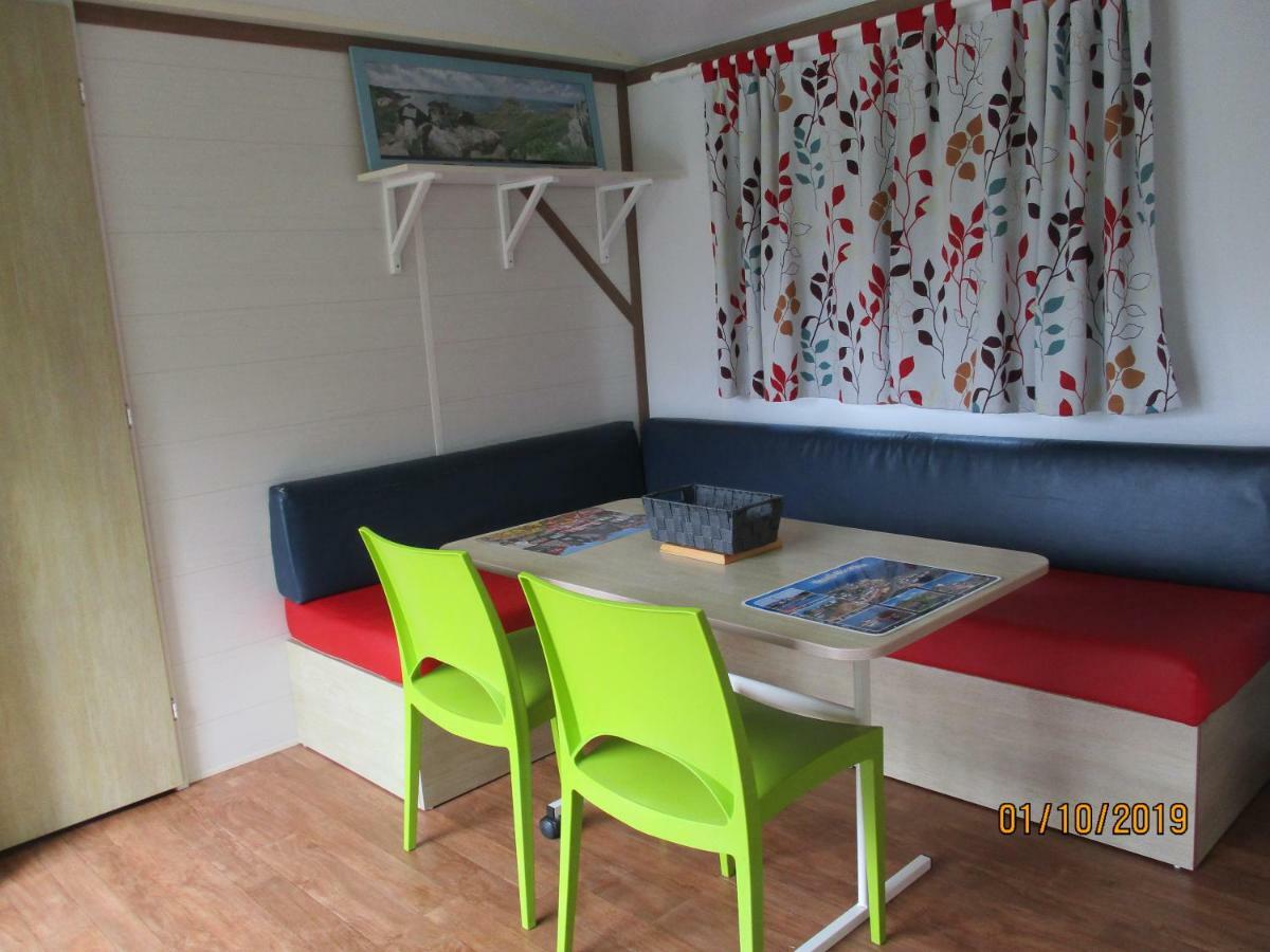 Les Mobile Home De Kerroyal Garlan Buitenkant foto