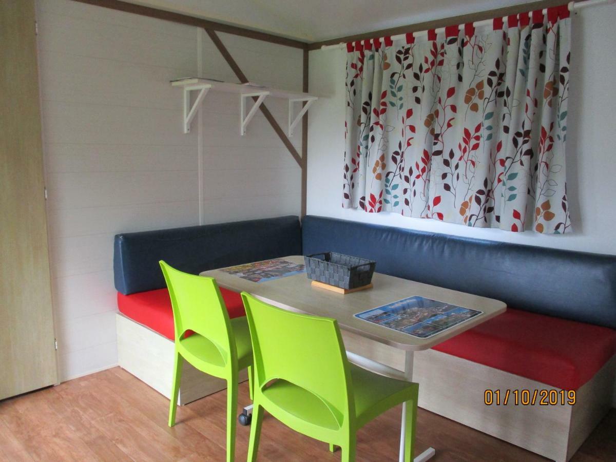 Les Mobile Home De Kerroyal Garlan Buitenkant foto